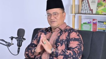 Pimred Award 2025, Wali Kota Jambi Dianugerahi Kepala Daerah Terbaik Nasional di Bidang Komunikasi Publik
