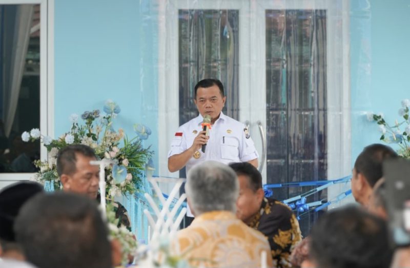 Foto: Gubernur Al Haris Saat Meresmi Dapur MBG SPPG Kenali Besar, Kota Jambi