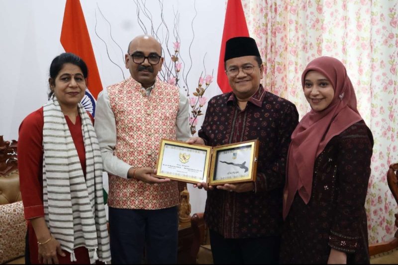 Foto: Wali Kota Jambi Beserta Istri, Kunjungi Konsulat Jenderal India Di Medan Sumatra Utara