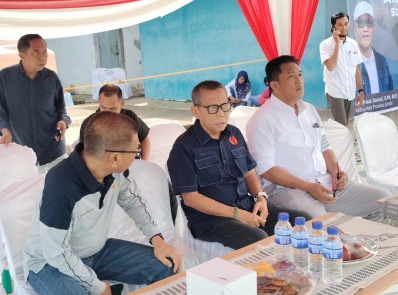 Foto: Wakil Ketua KONI Provinsi Jambi, Adri, SH.MH saat pembukaan Kejurprov Renang 2025
