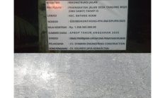 Baru Seminggu, Jalan Rp1,2 Miliar di Tanjab Barat Sudah Retak dan Bergelombang, Kontraktor Tak Jelas, PUPR Bungkam