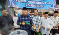 Sekda Kota Jambi Hadiri Grand Re-Opening Sate Eddy Mayang