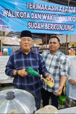 Sekda Kota Jambi Hadiri Grand Re-Opening Sate Eddy Mayang